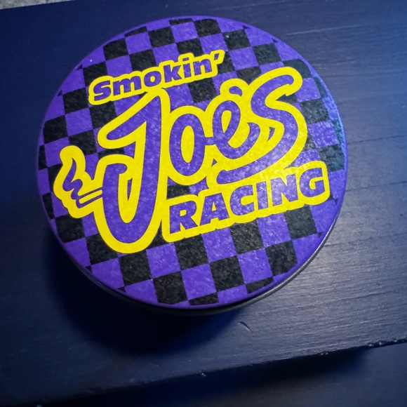 🔥Smokin Joe’s Racing Tin With Ashtray And Box Matches🔥 - Picture 2 of 9